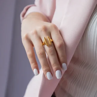 girl wearing steel ring